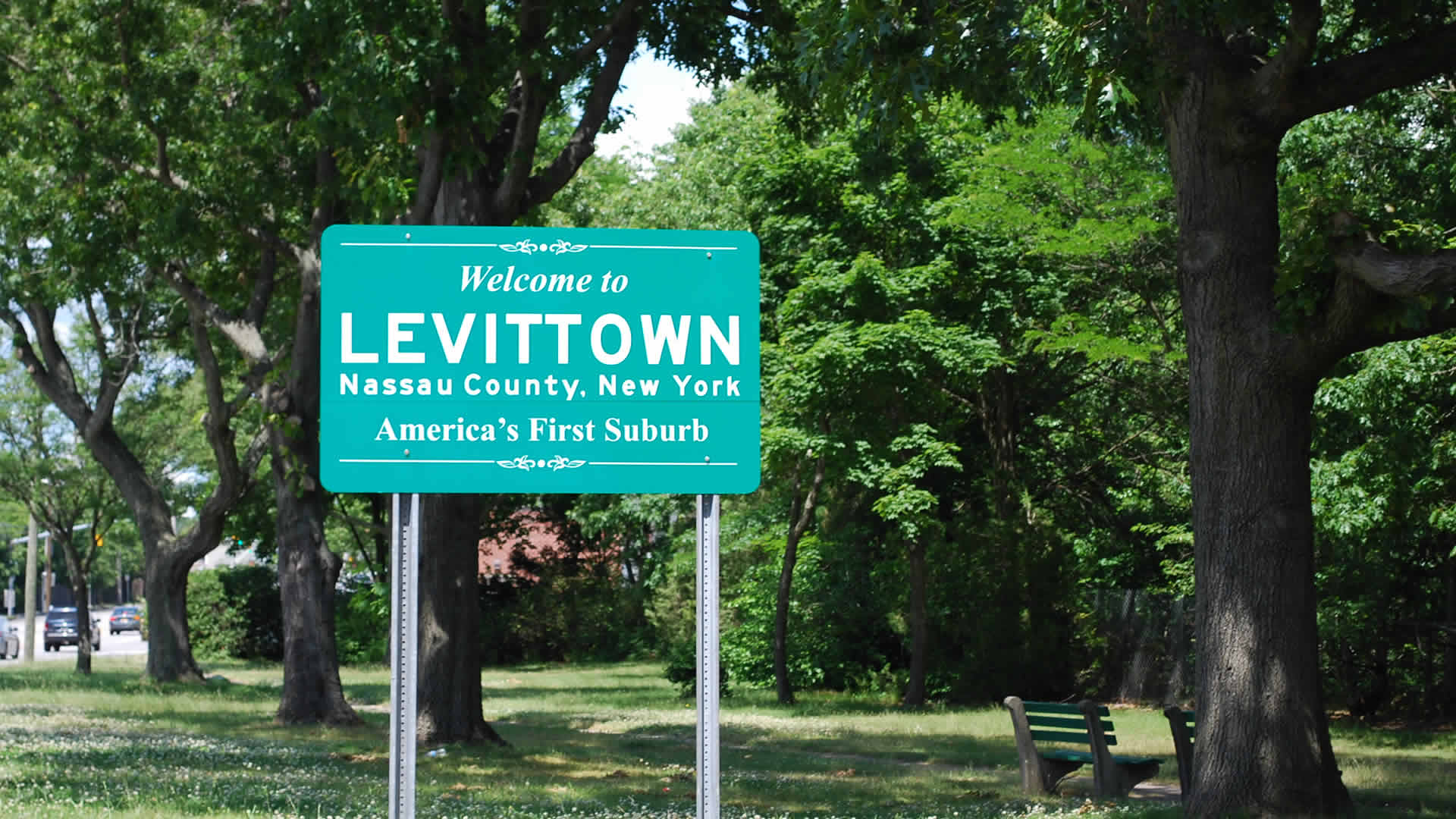 Levittown Welcome Sign